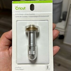 Cricut Engraving tip and knife blade
